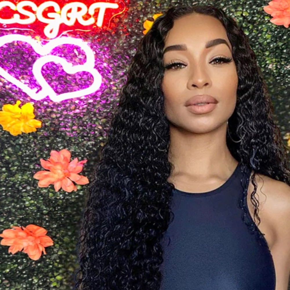 ✨SOLD✨ 22in Water Wave Lace Front Wig
